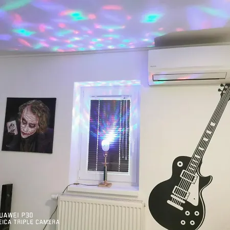 Kunfi Apartmanhaz - Jakuzzi, 4 Halo Siófok