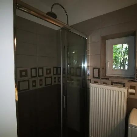 Appartement Kunfi Apartmanhaz - Jakuzzi, 4 Halo Siófok