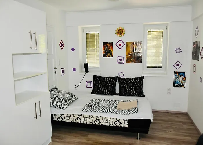 Kunfi Apartmanhaz - Jakuzzi, 4 Halo * Siofok